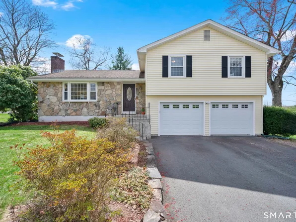 93 Crestridge Drive, Vernon, CT 06066