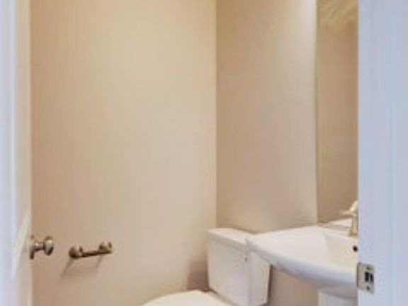 4th image of 668 E Fiddlers Canyon Rd #24