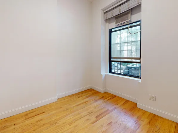 324 East 90th Street image 3 of 13