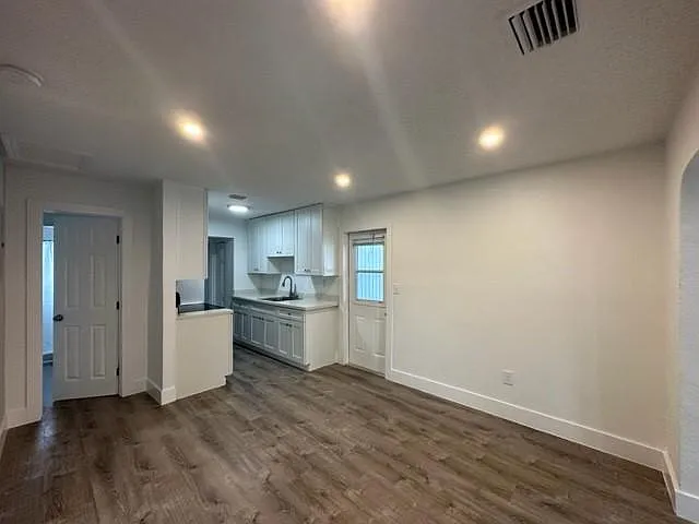 3321 SW 15th Ave — Photo 13