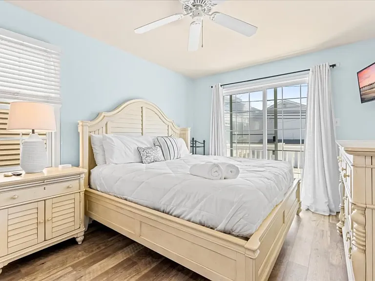 2757 Asbury Ave #A — Photo 12