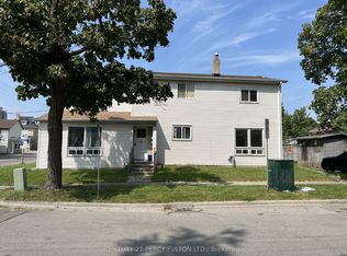 86 Brock St E #3, Oshawa, ON L1G 1S1