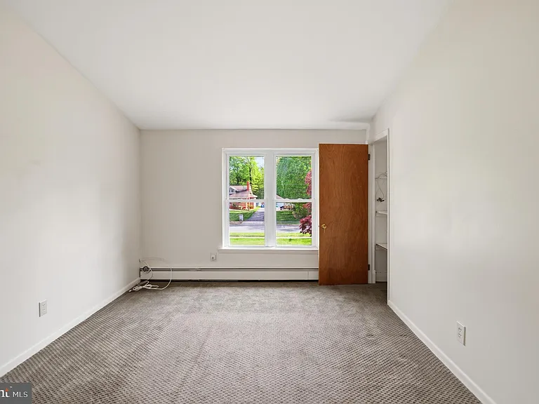1130 E Park Ave #B — Photo 17