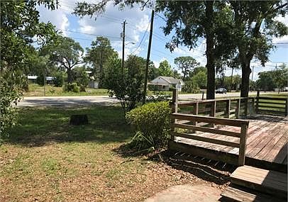 Front Yard and Patio