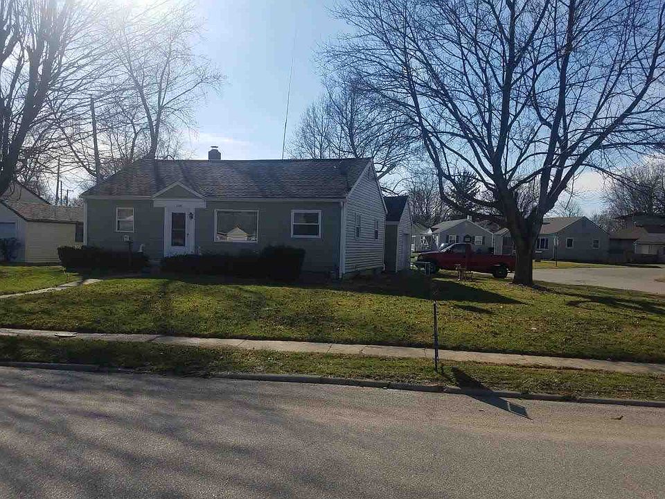 1st image of 1300 Holloway Dr