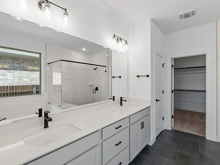 240 Canyoncrest Way — Photo 33