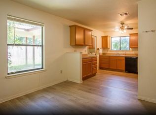 2611 Center St, Waller, TX 77484