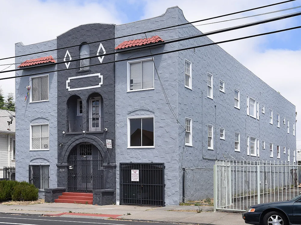722 Alcatraz Ave, Oakland, CA 94609 — Photo 1