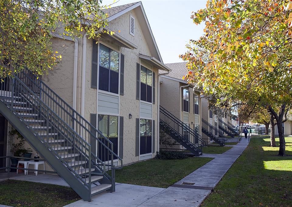 Vista Verde Apartments 910 N Frio St San Antonio TX Zillow