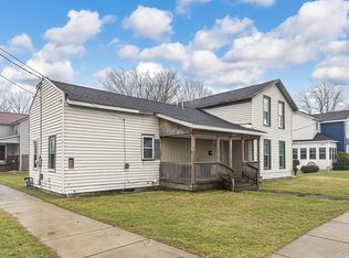 52 Liberty St, North East, PA 16428