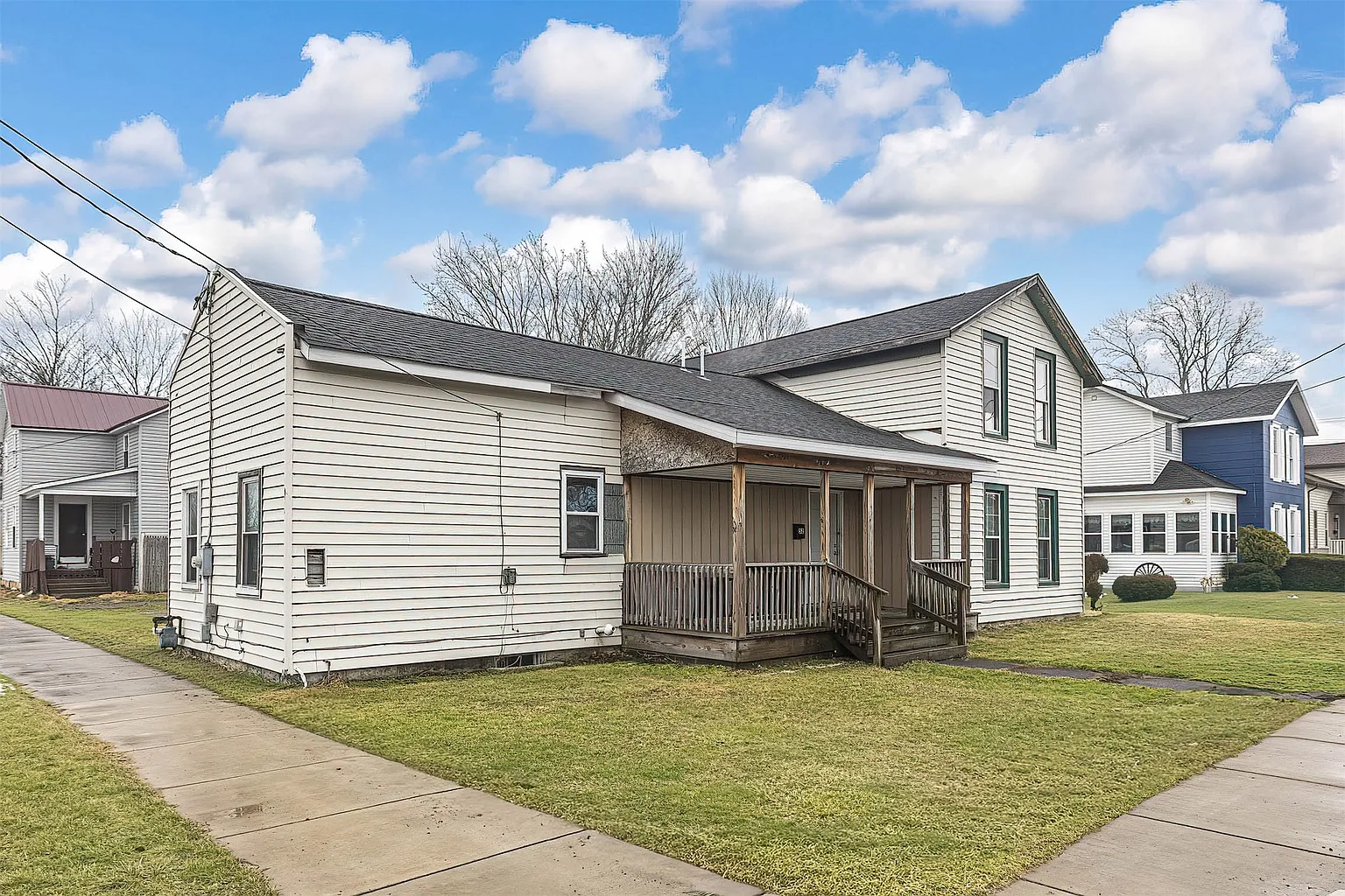 52 Liberty St photo 1