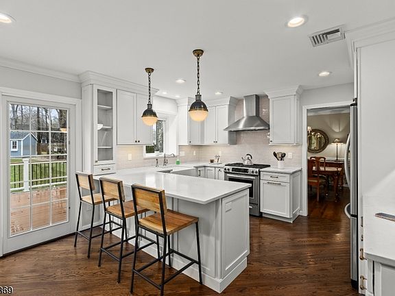 3rd image of 3 Kerry Pl