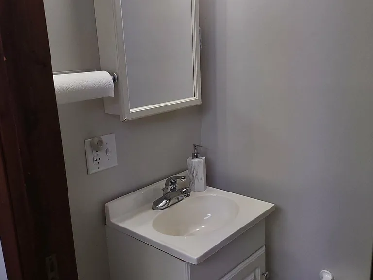 Yale Dr — Photo 16