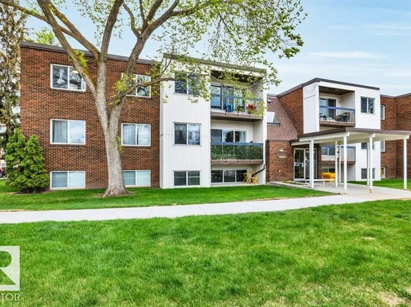 11445 41st Ave NW #303, Edmonton, AB T6J 0T9