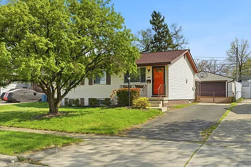2059 Shawbury Ct W Photo 1