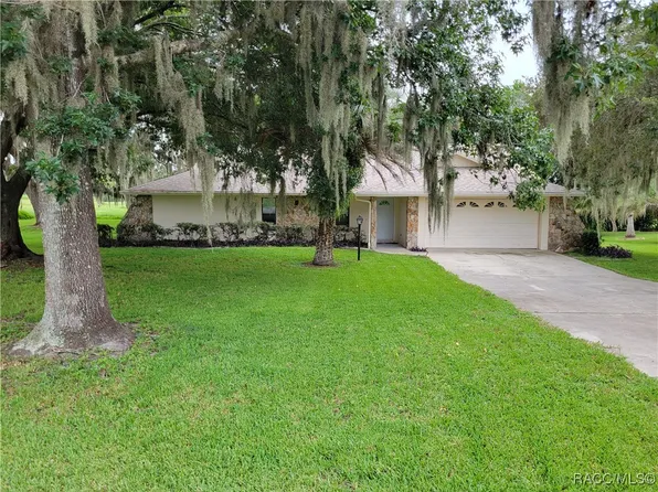 1131 N Sabal Palm Way, Inverness, FL 34453