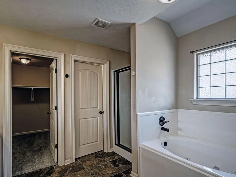 121 Millhouse Dr — Photo 12