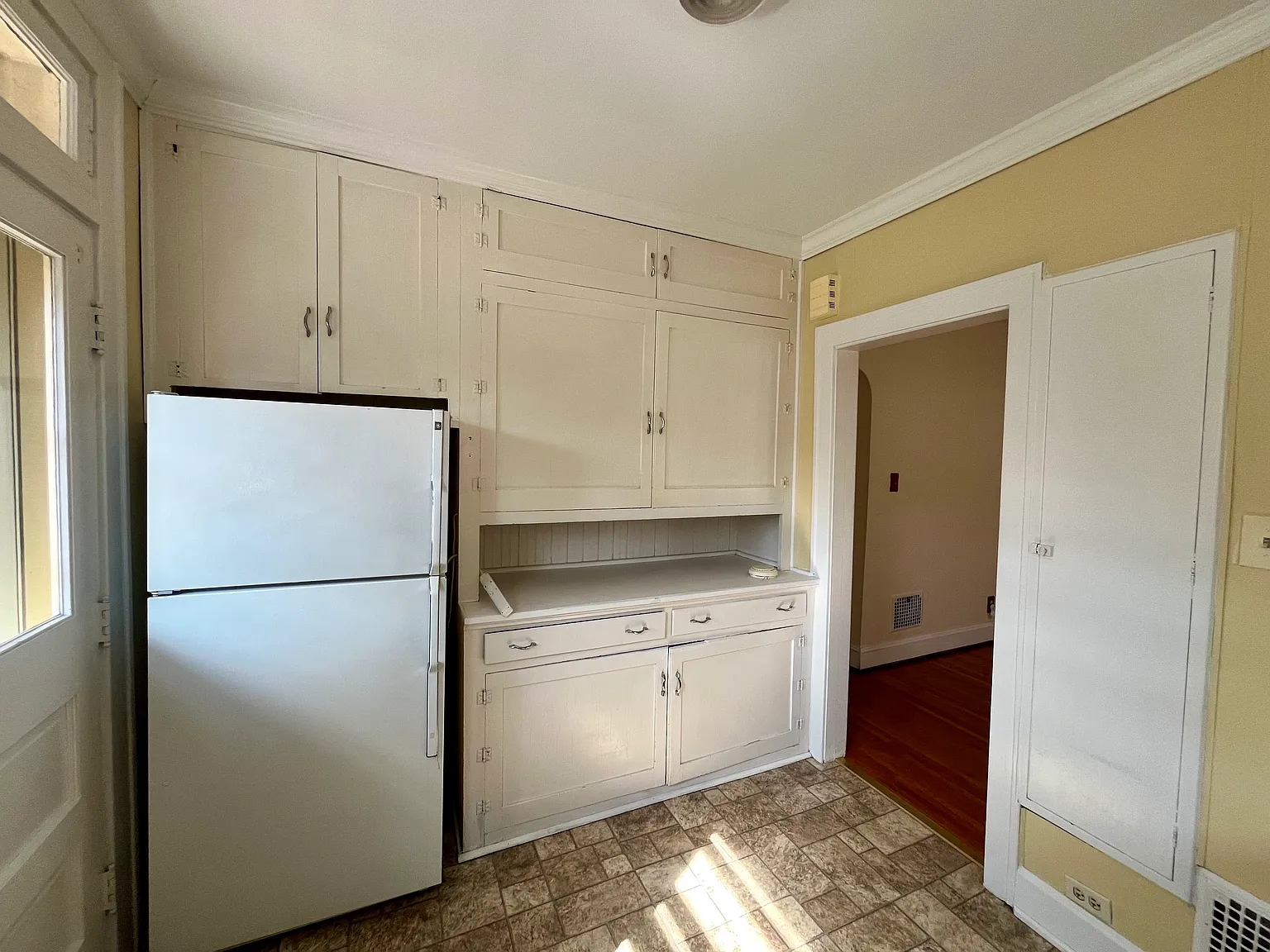 4209 Verne Ave — Photo 4
