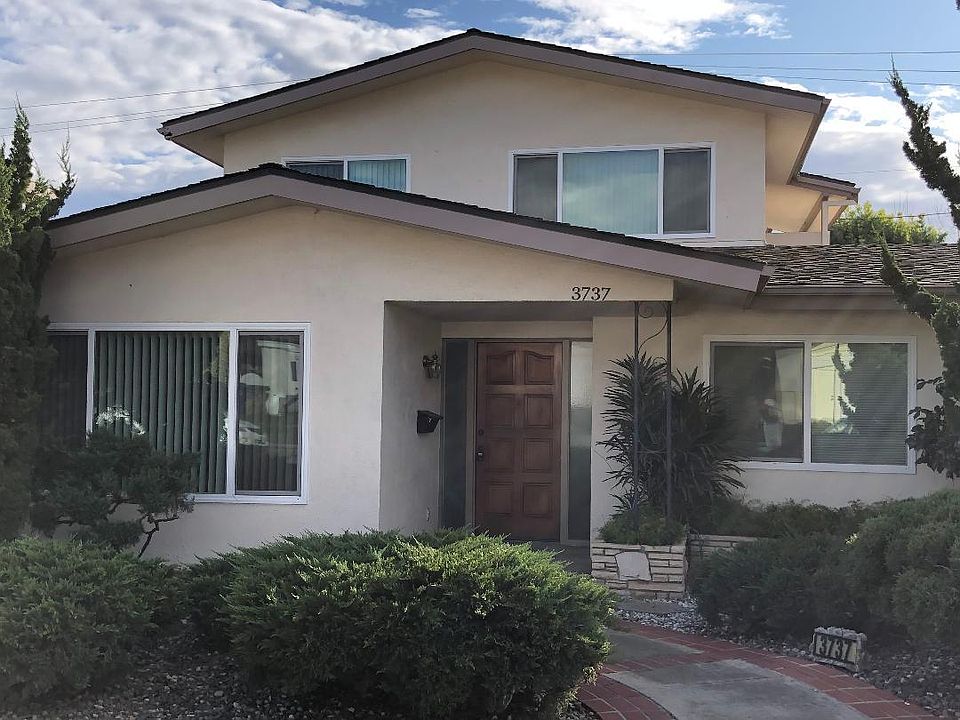 3737 San Remo Drive, Santa Barbara, CA 93105 -- ground floor, single level 3 bd 2 ba duplex unit