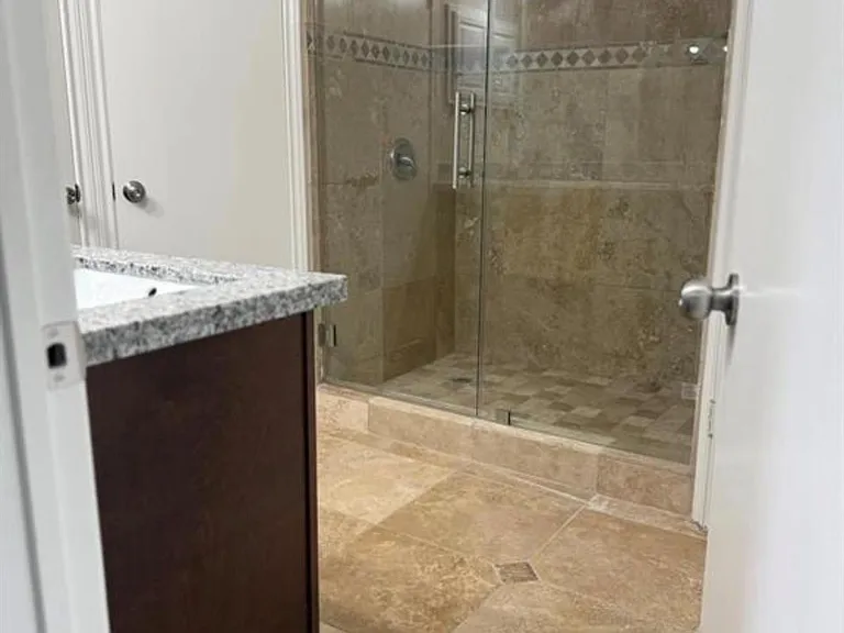 2511 Castle Pl — Photo 6