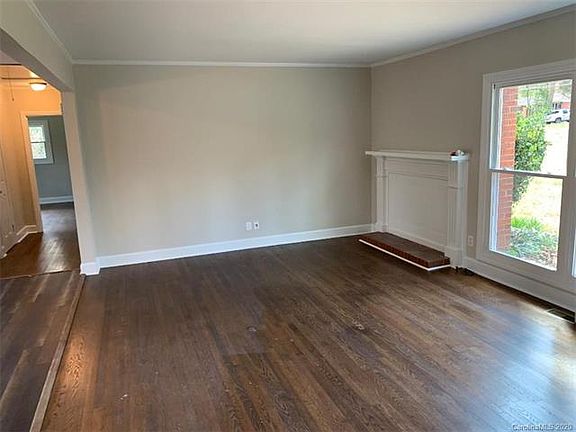 3rd image of 7214 Linda Lake Dr