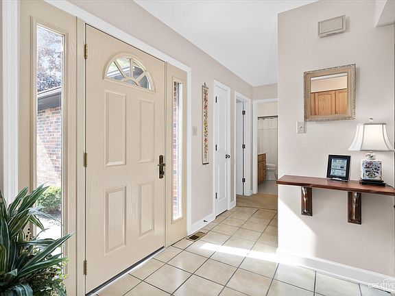 2nd image of 1535 Huntleigh Dr