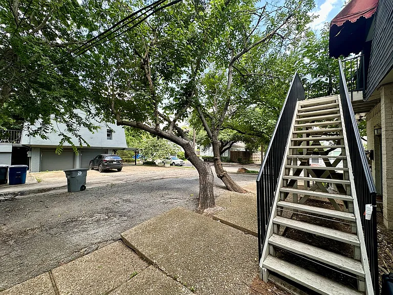 3626 Prescott Ave — Photo 3