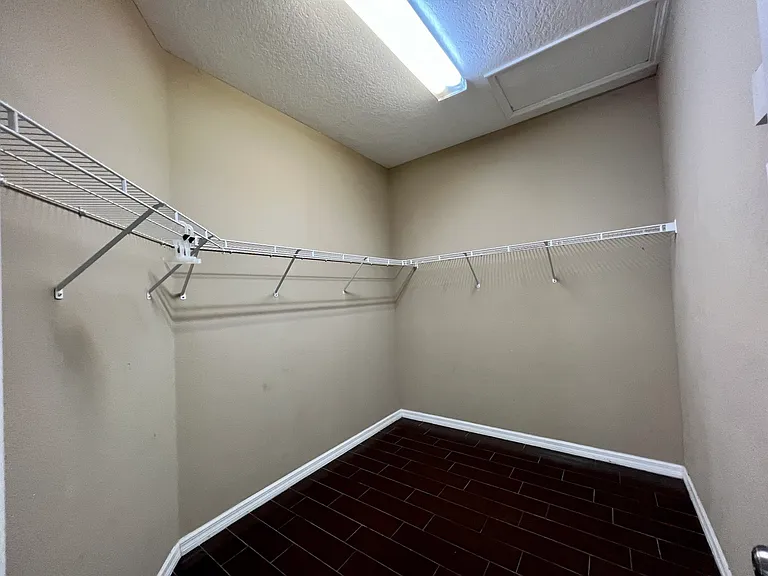 365 James Cir — Photo 16