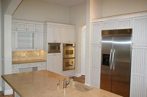 4th image of 7085 Spyglass Ave
