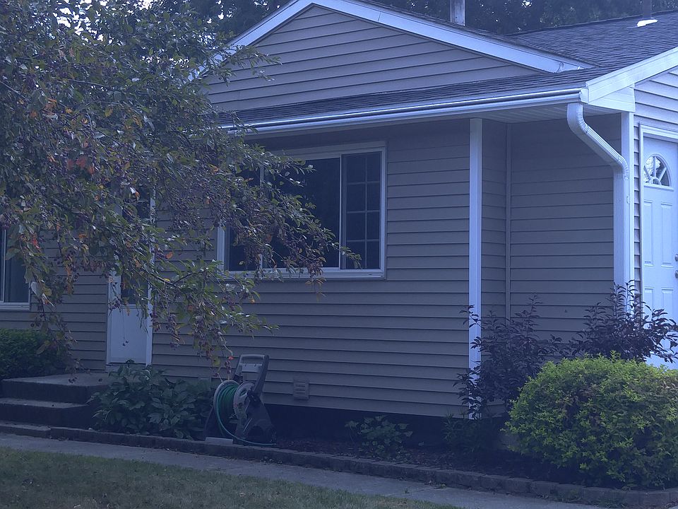 1st image of 268 Elizabeth Dean Dr SE