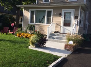 33 Campbell St, Patchogue, NY 11772