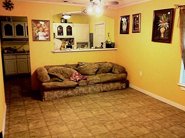 1st image of 1006 SE 19th St