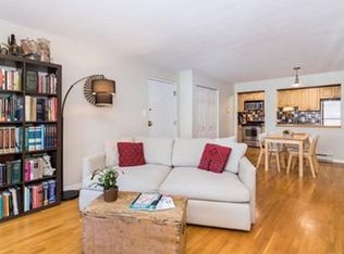 22 Laurel St APT 25, Somerville, MA 02143