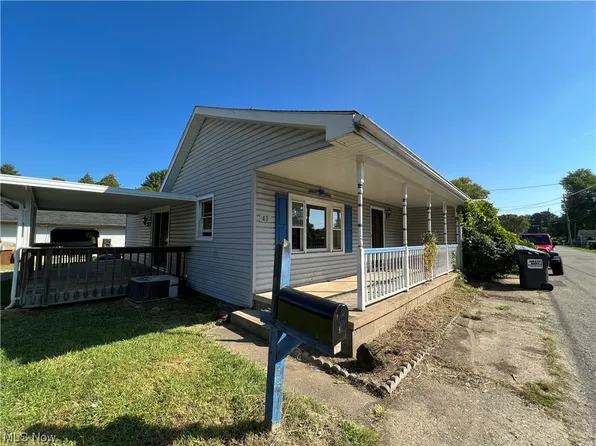 43 W 12th St, Dresden, OH 43821