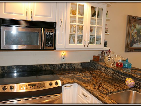 2nd image of 2051 Vista Del Sol Cir Unit 203
