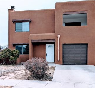 2721 Plazuela Serena, Santa Fe, NM, 87505