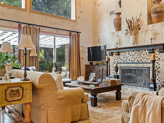 1391 Mill River Great Barrington Rd