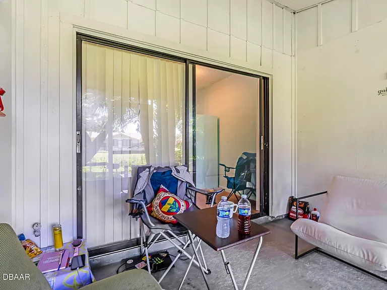 188 W Sandalwood Ct — Photo 8