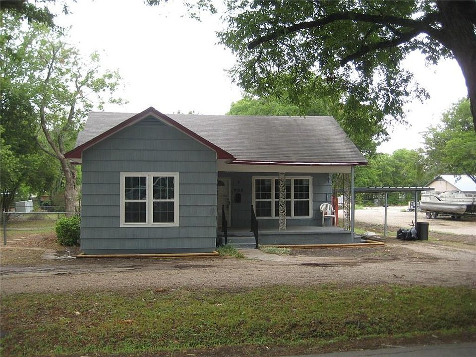 1st image of 605 John Arden Dr