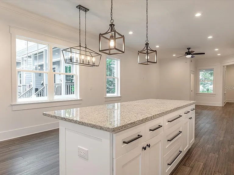 1408 E Curtis St #B — Photo 20