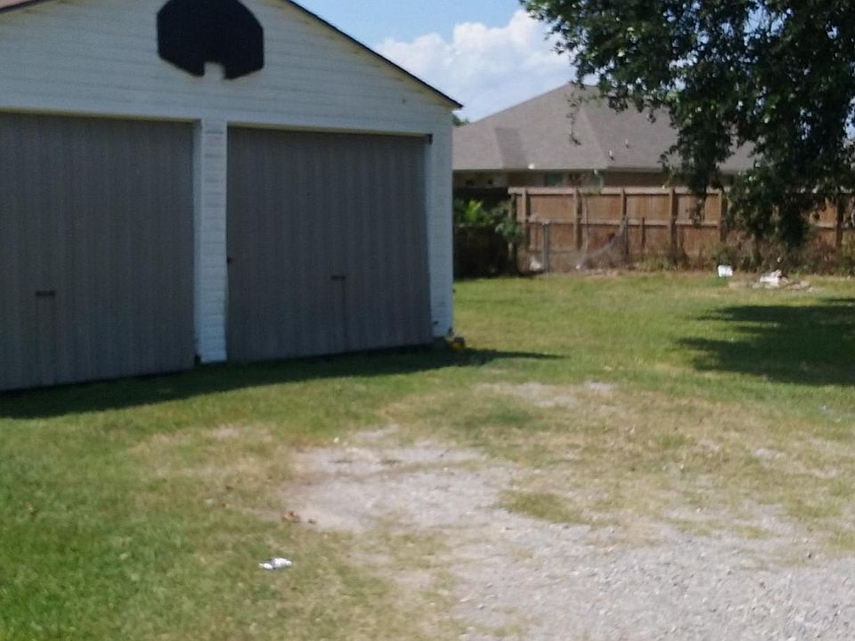 2nd image of 308 S 3rd St