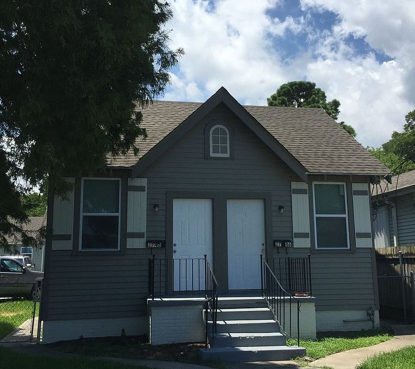 1st image of 2748 Gladiolus St