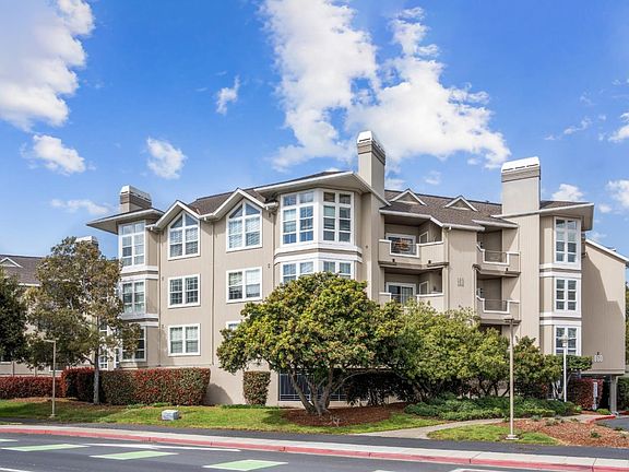 3rd image of 860 Meridian Bay Ln Unit 231