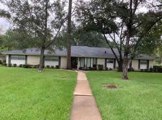 1313 Woodland Dr, Lufkin, TX 75904