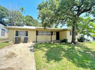 5557 Patton Dr, Fort Worth, TX 76112