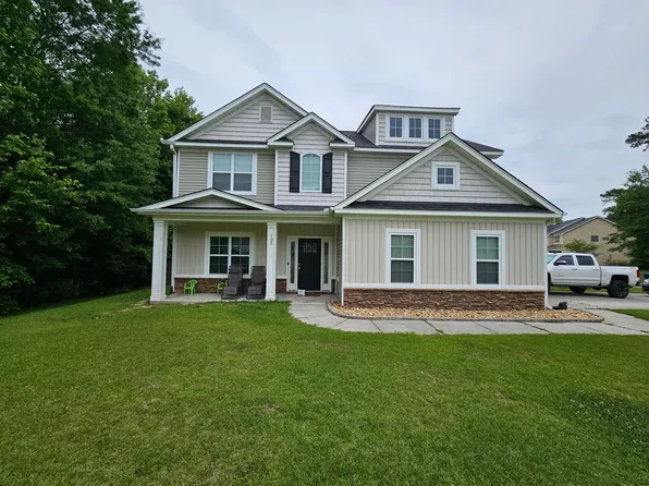 125 Navy Blue Dr, Jacksonville, NC 28540
