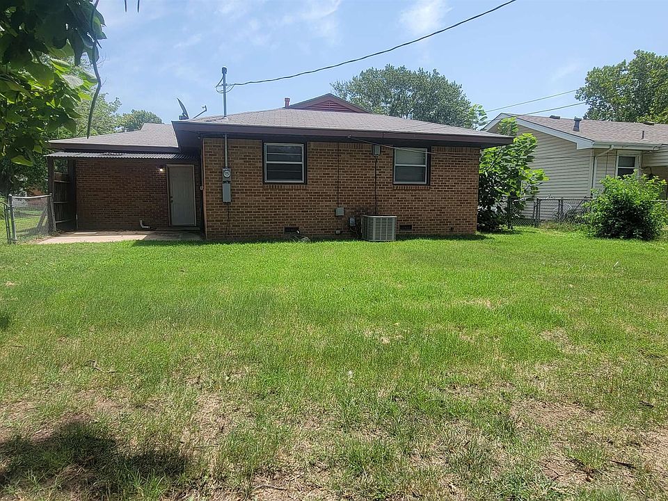 2nd image of 1843 N Westridge Dr