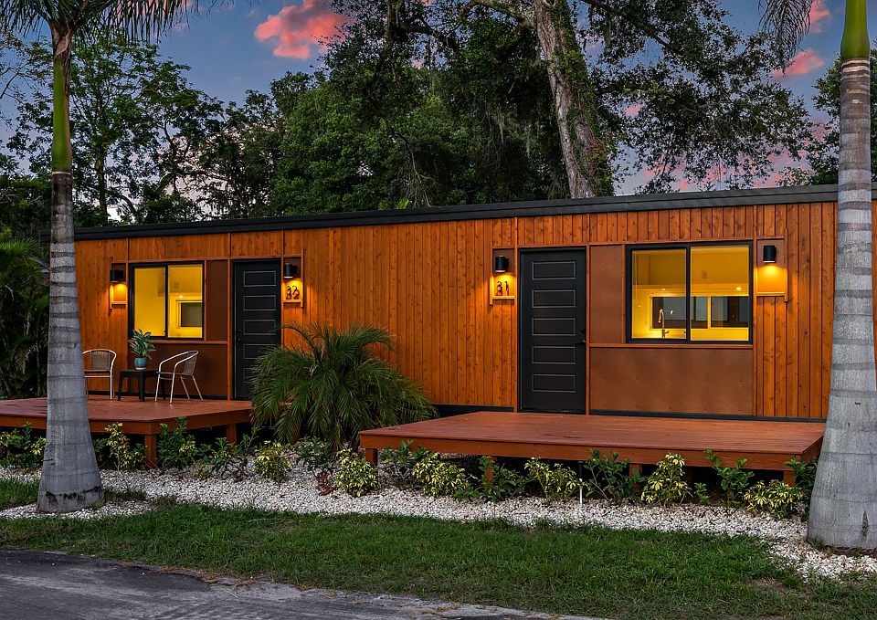 Duplex-Style Unit #31 (Right Side) with Private Deck