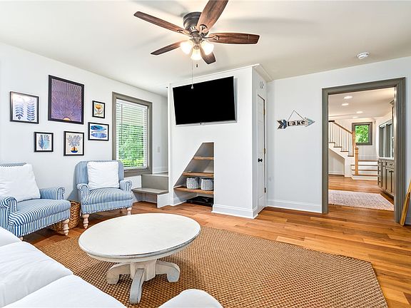 5th image of 515 Warrior Ln