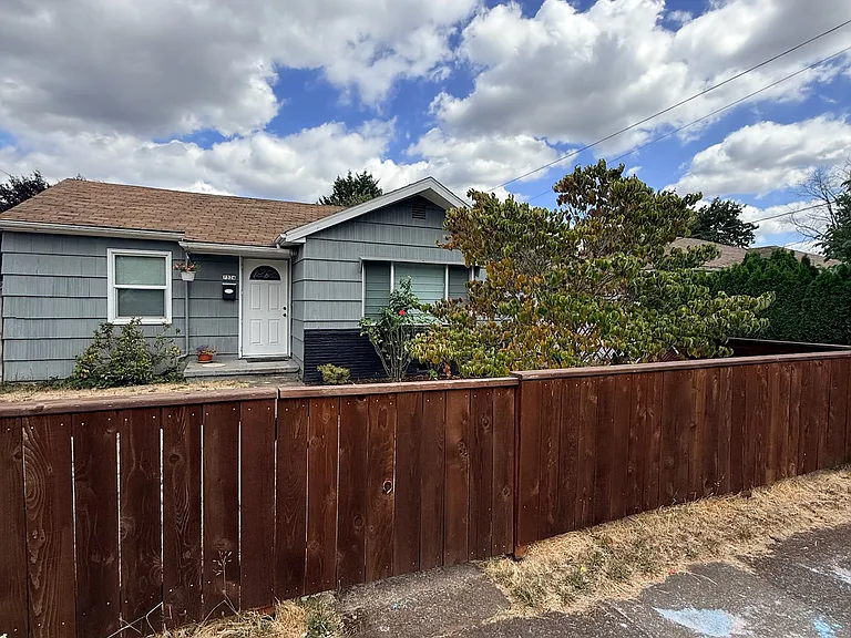 7324 SE 84th Ave — Photo 3